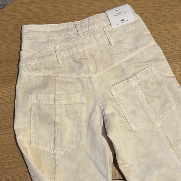 NWT Zara Flared Jeans - Picture 3 of 6